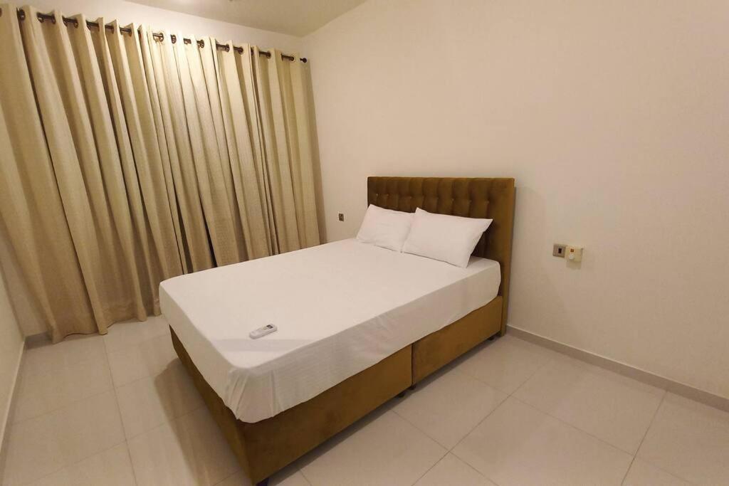 Capital Residencies Col 05 Thimba 8-4 * Colombo