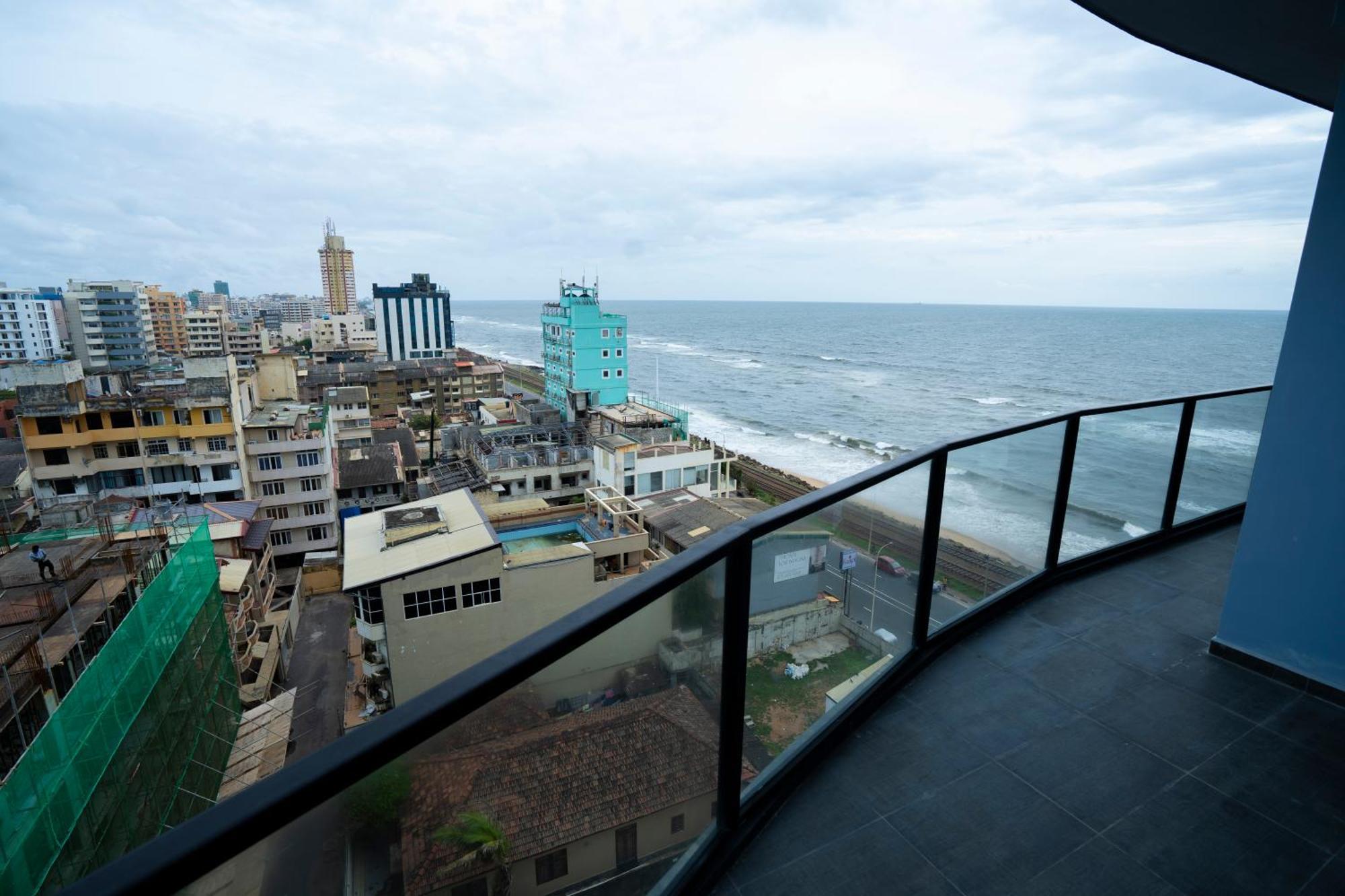 Luxury Ocean-view In 03