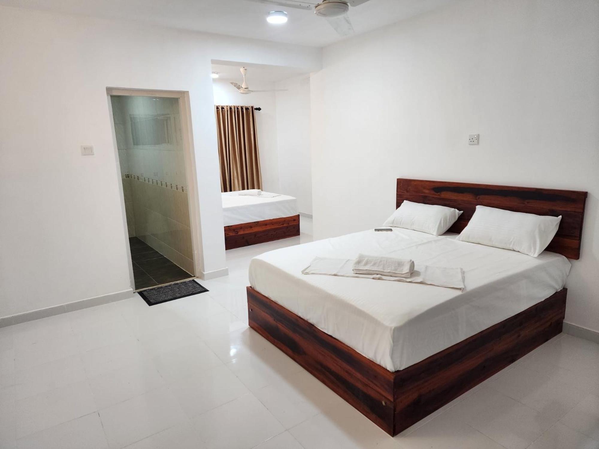 Island Inn Colombo