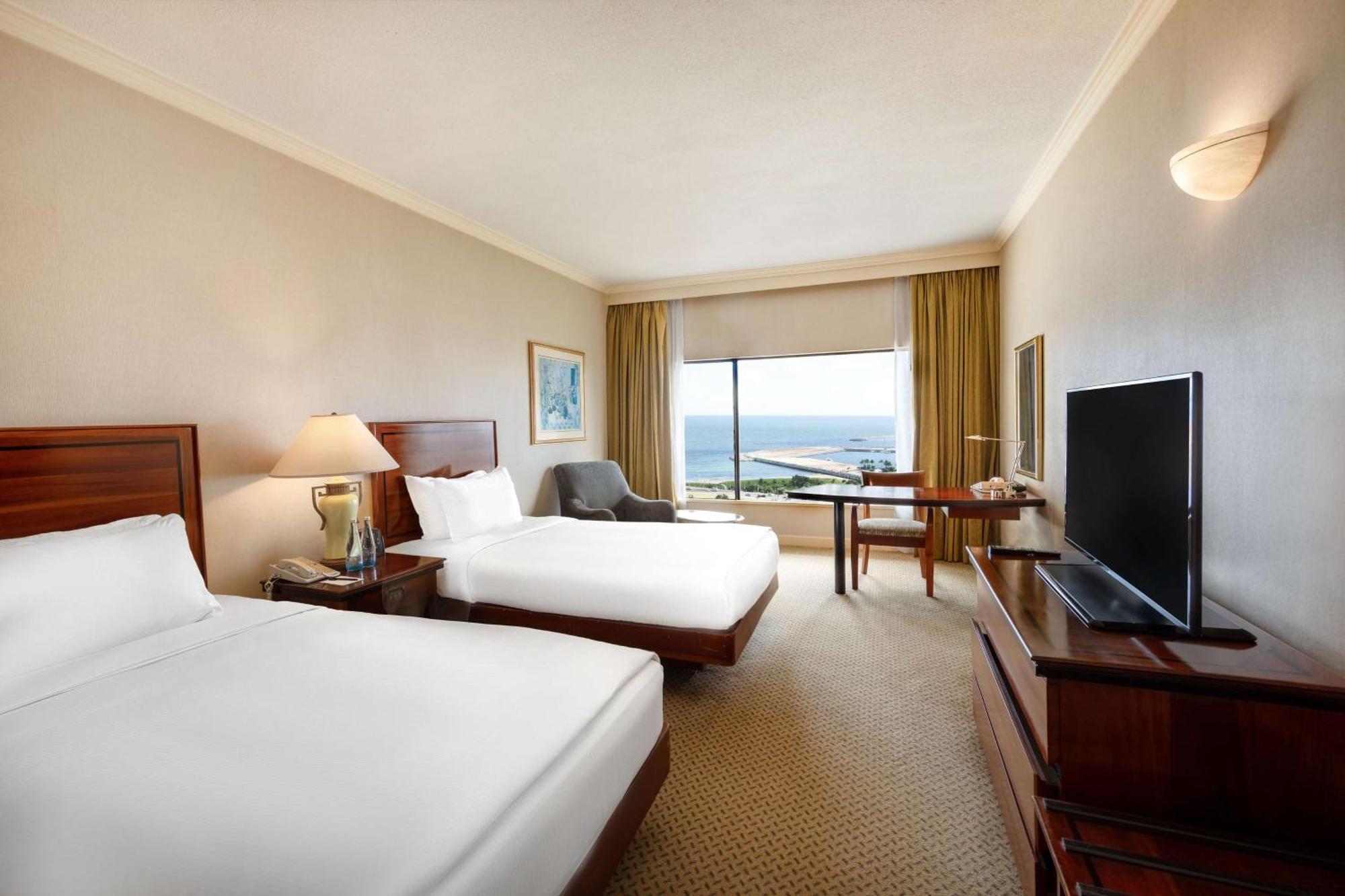 Hilton Hotel 5*