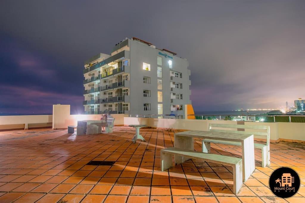 Apartment Beach-side 3 Bedroom In Mount Lavinia *