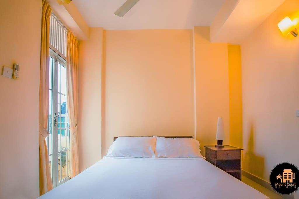Beach-side 3 Bedroom In Mount Lavinia *