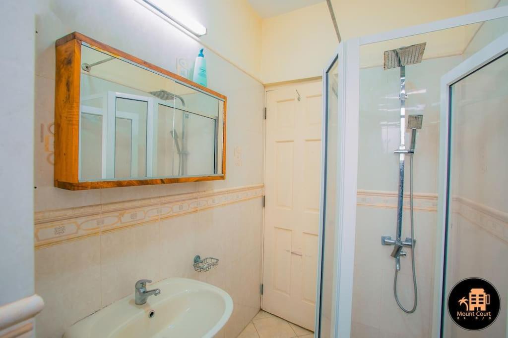 Apartment Beach-side 3 Bedroom In Mount Lavinia Colombo