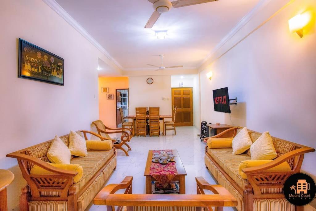 Apartment Beach-side 3 Bedroom In Mount Lavinia Colombo