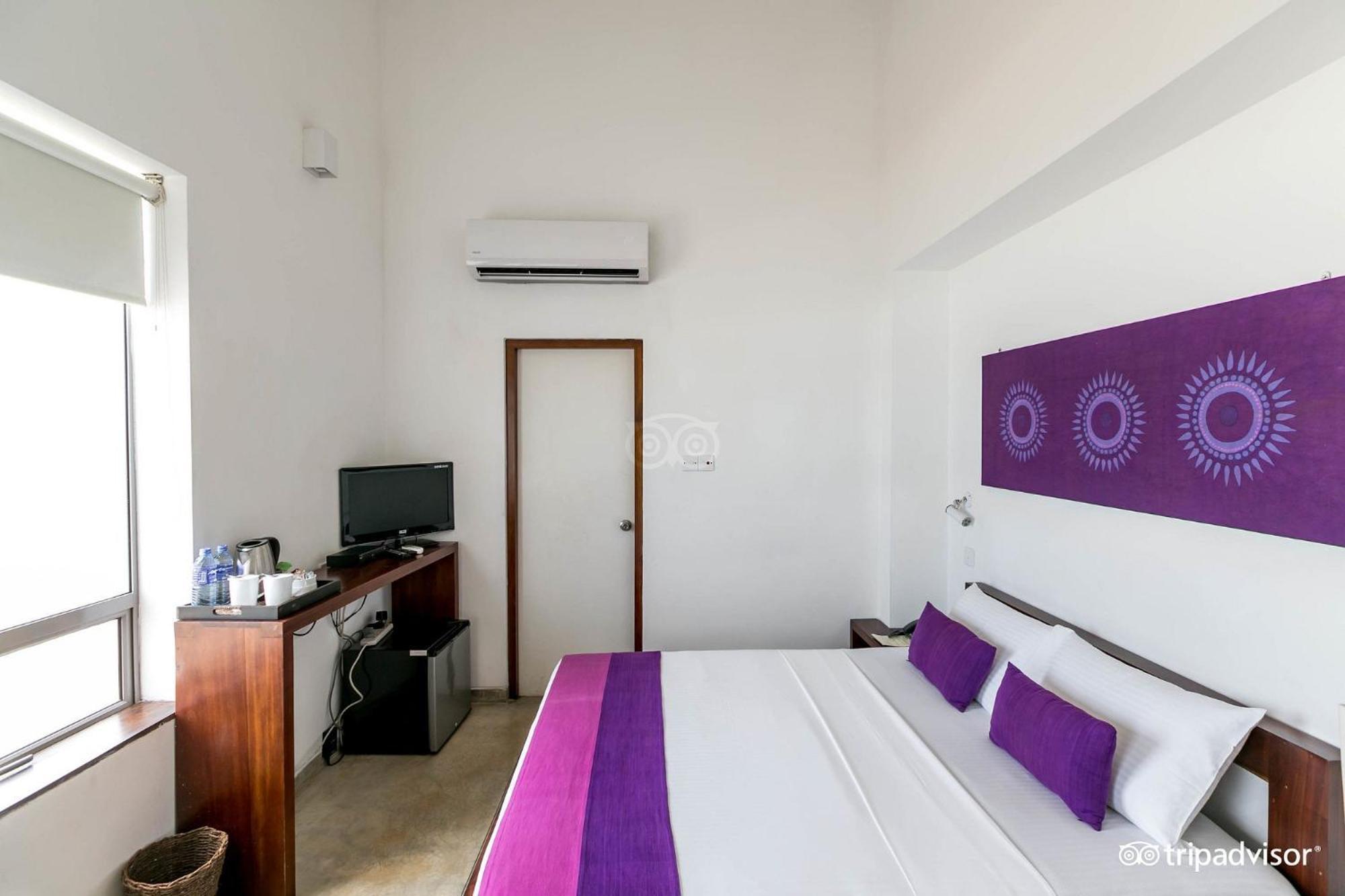 Hotel The Ocean Front By The Serendipity Collection