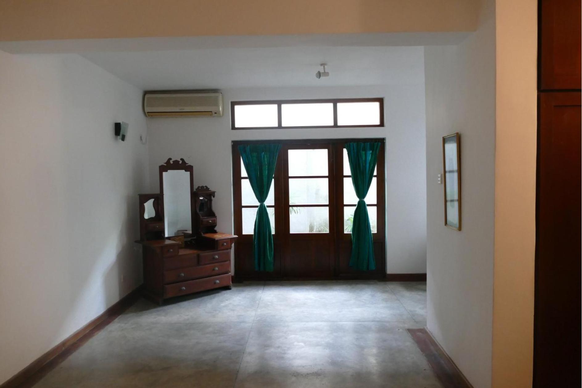 Apartment Embassy