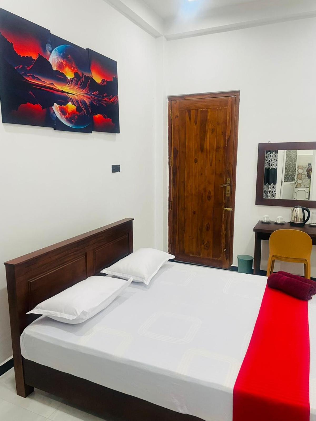Ceylonia Hotel 3*