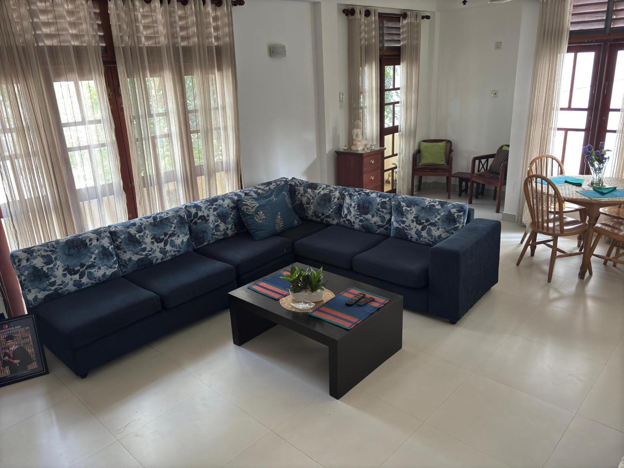 Green Woods Apartment *