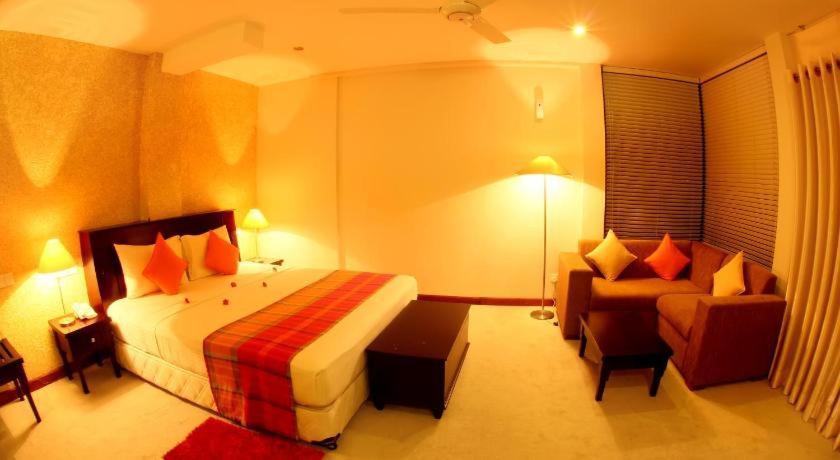 Opulent River Face Hotel
