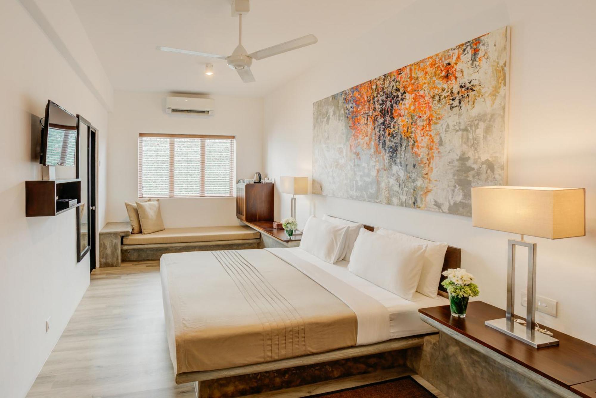 Nyne Lodge,