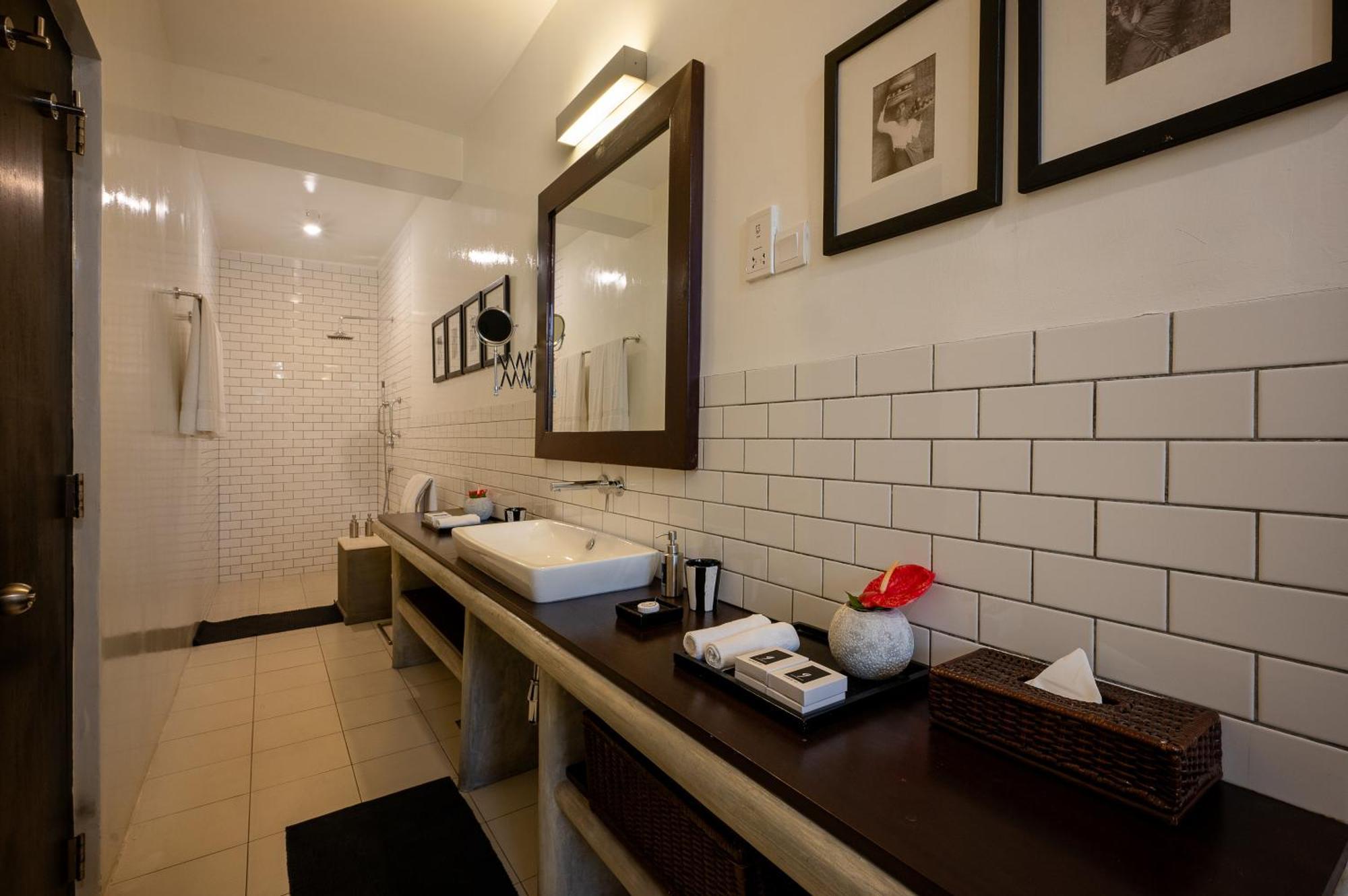 Nyne Lodge,
