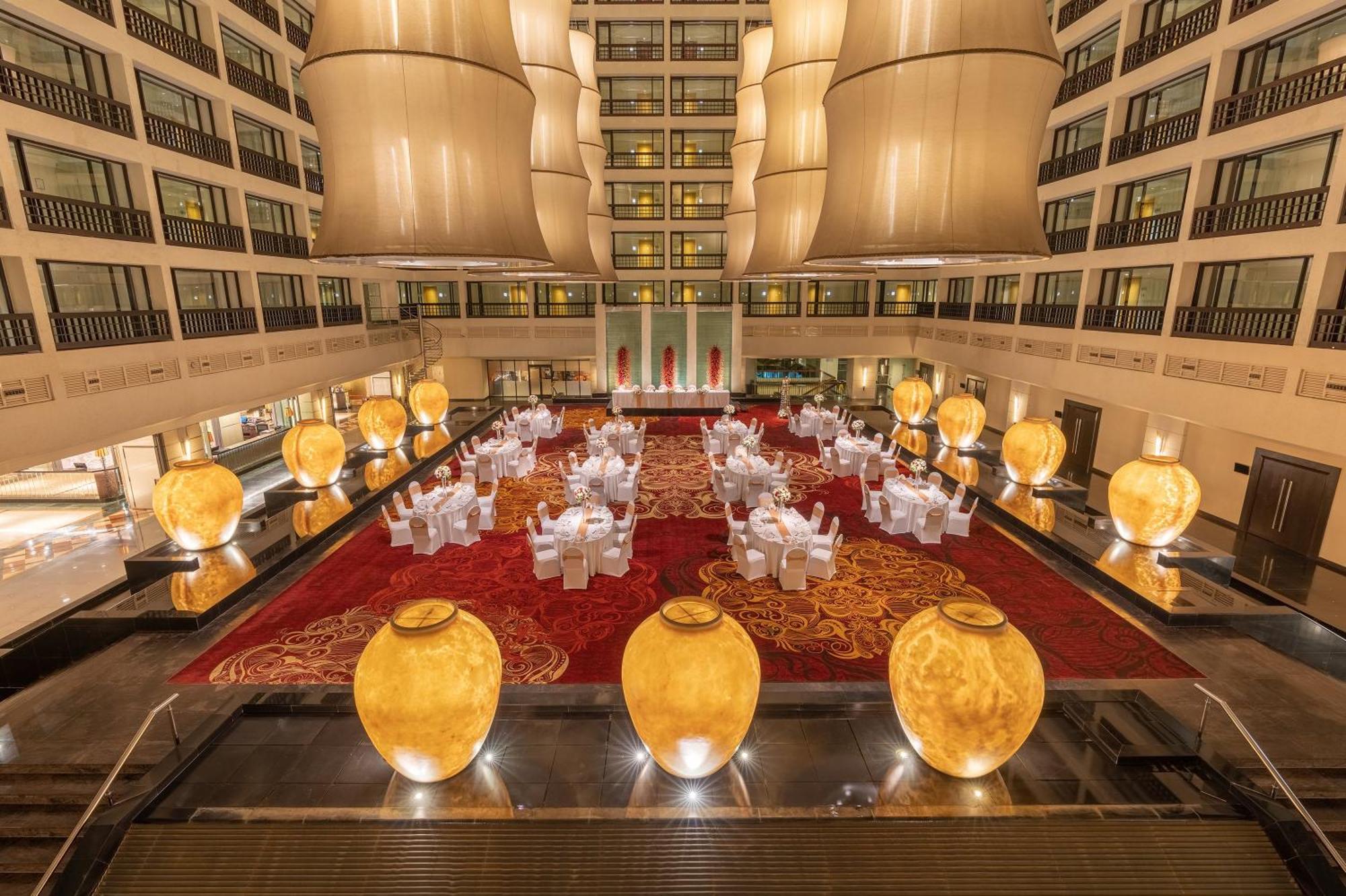 Hotel Cinnamon Grand