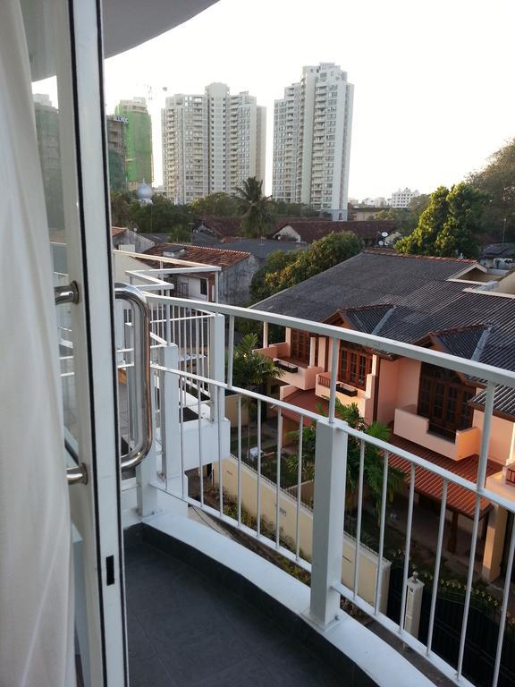 City Square Residencies
