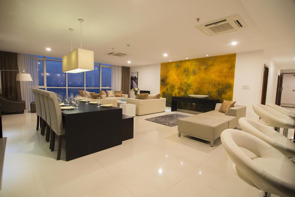 Platinum One 5* Colombo
