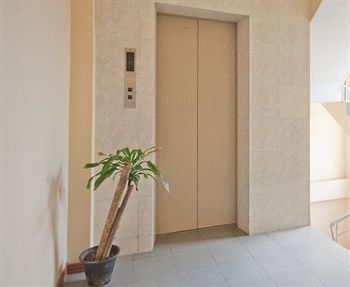 Palmyrah Residencies Hotel *