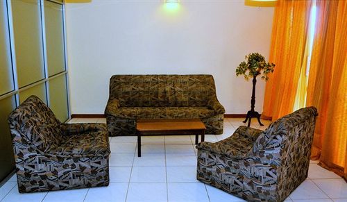 Palmyrah Residencies Hotel *