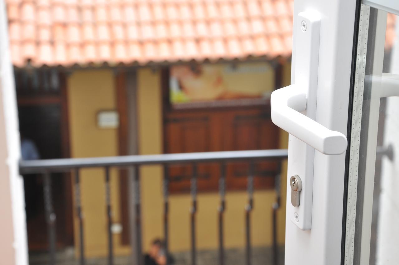 Hotel Fairway - Sri Lanka's First With Robot Technology Colombo