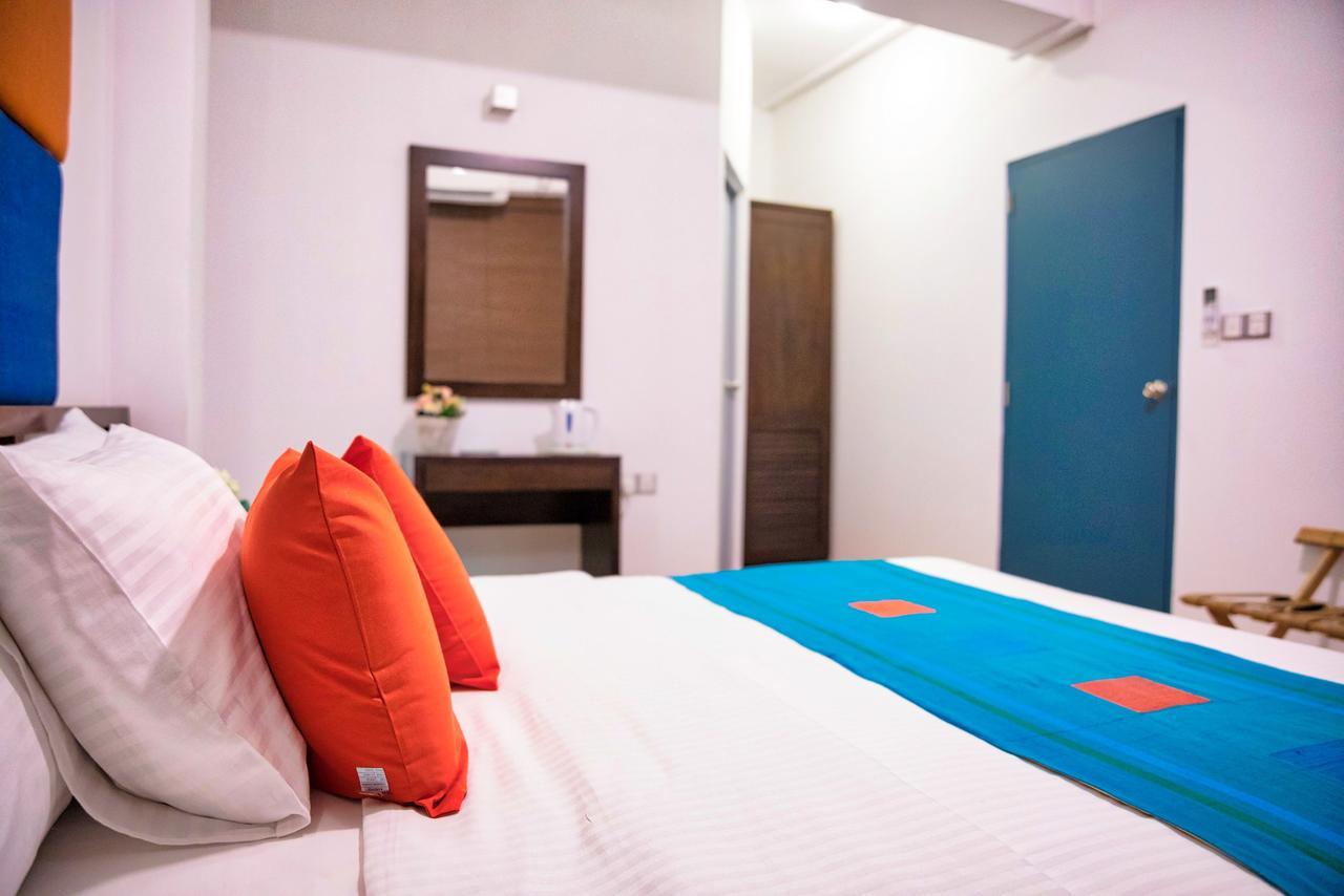 C 1 Hotel