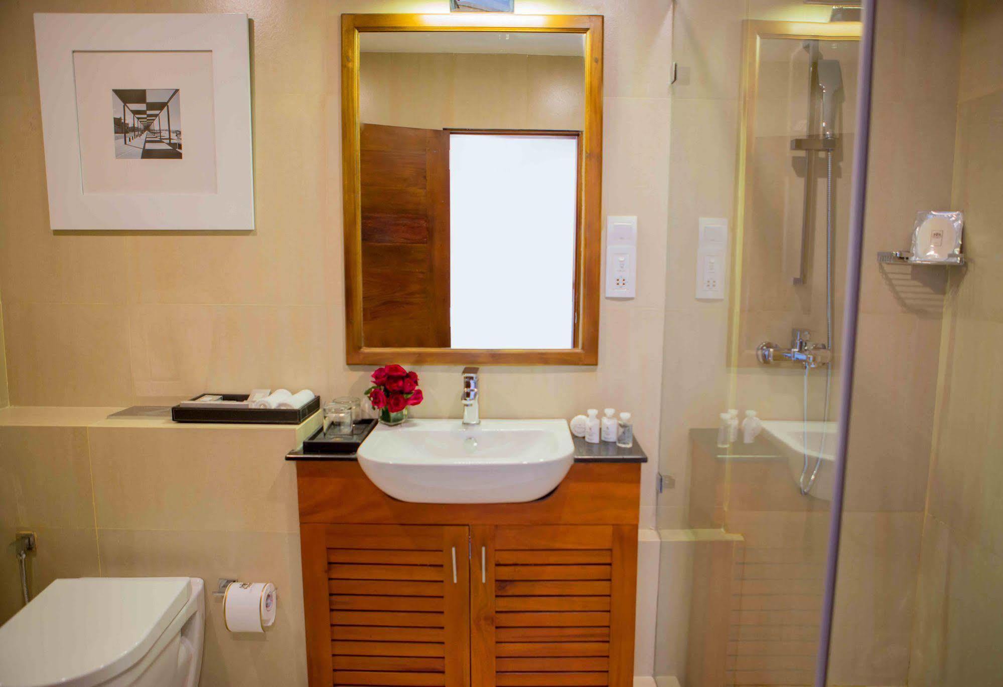 Hotel Platinum One