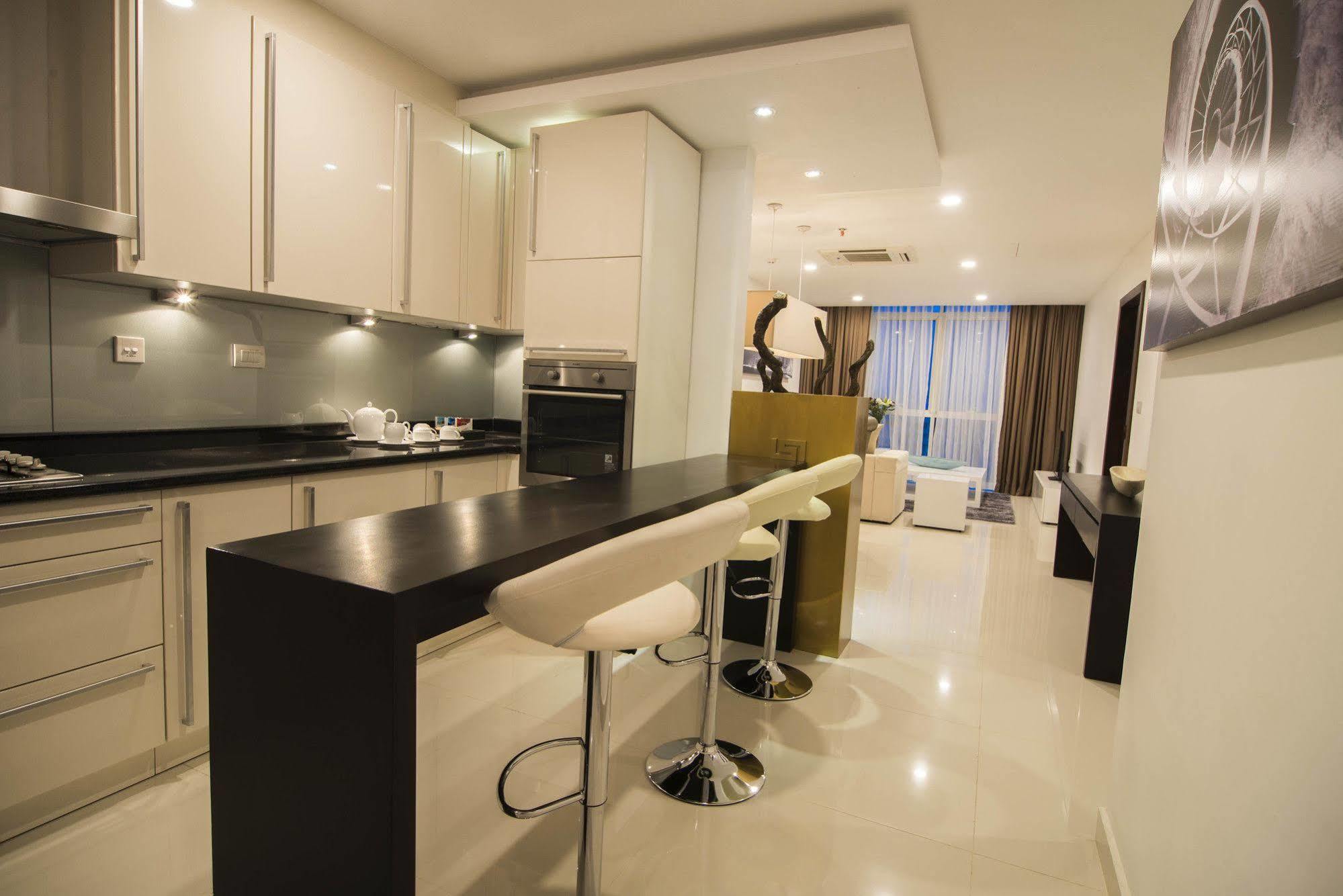 Hotel Platinum One