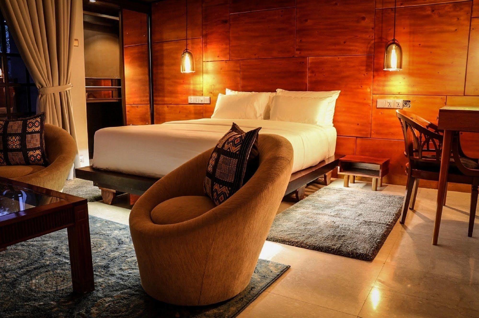 Raha Bed & Breakfast