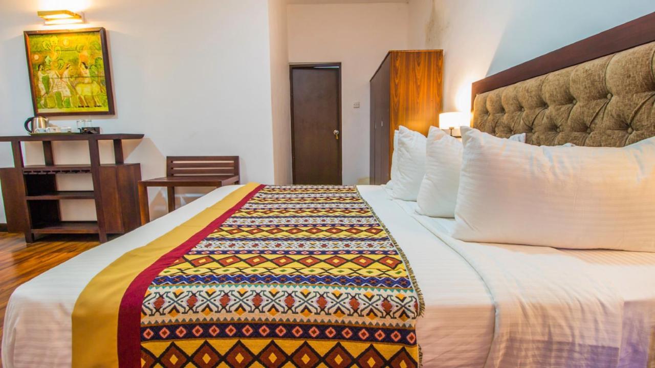 Hotel Pearl Royal Hotel, 5*