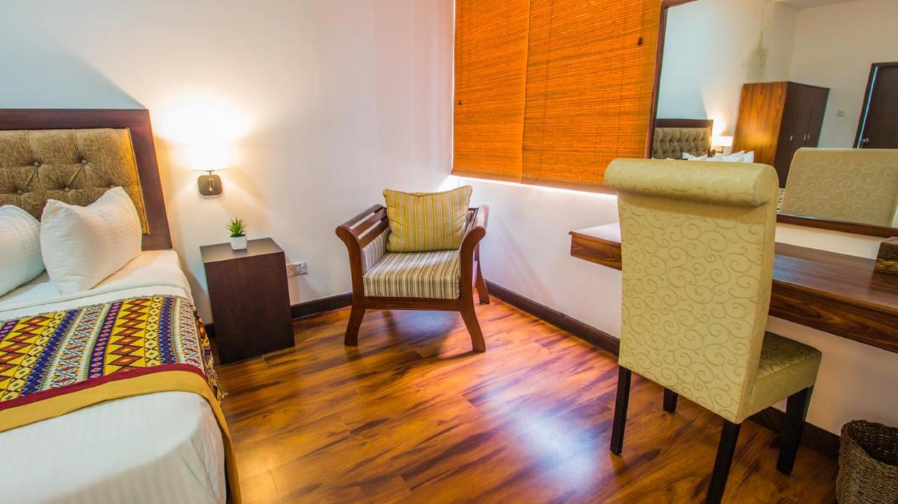 Pearl Royal Hotel,