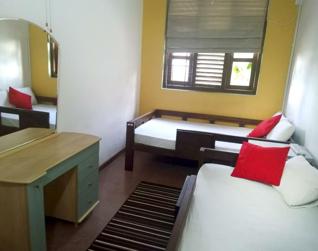 Backpackers Paradise Hostel
