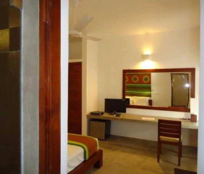 Hotel The Ocean Front By The Serendipity Collection
