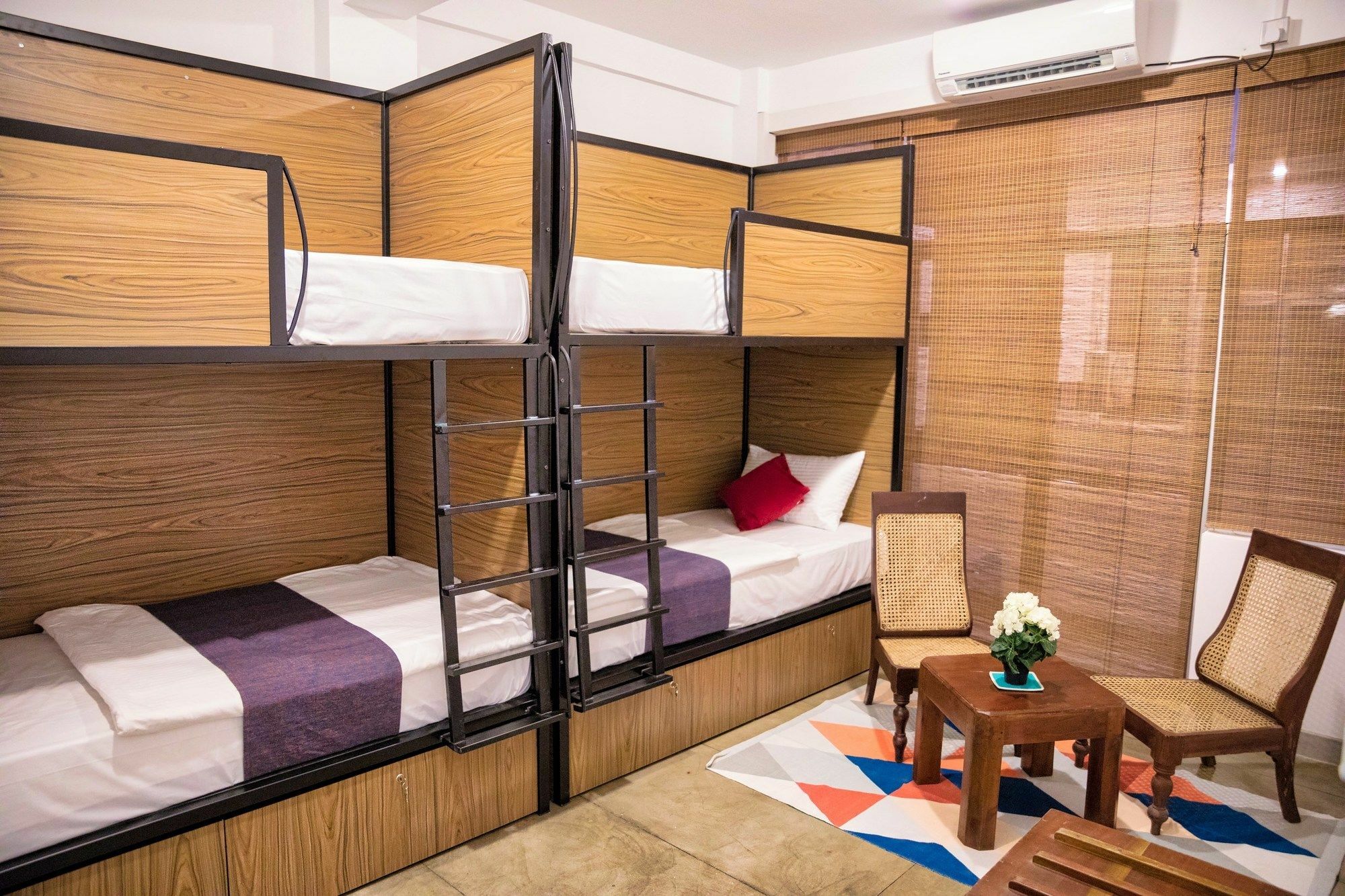 C 1 Hotel