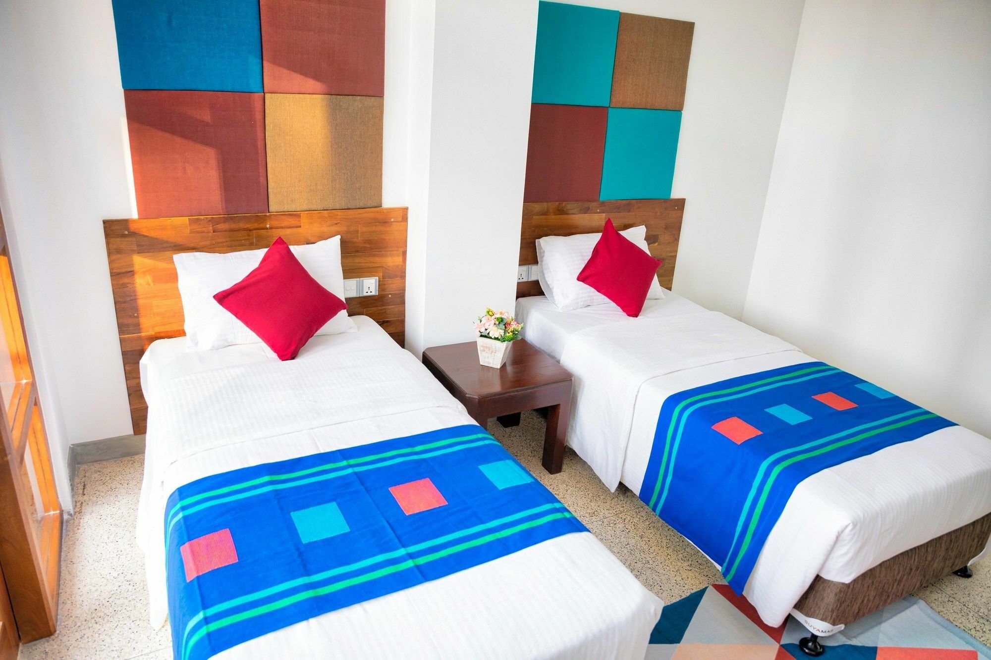 C 1 Hotel
