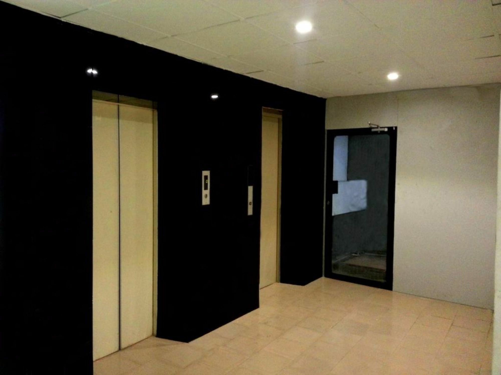 Palace 3*