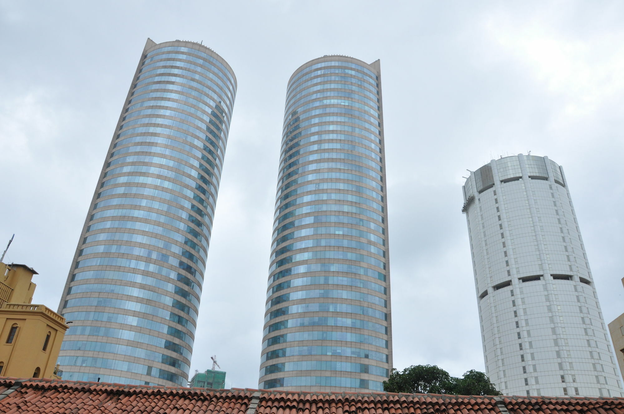 Fairway - Sri Lanka's First With Robot Technology Hotel 4*