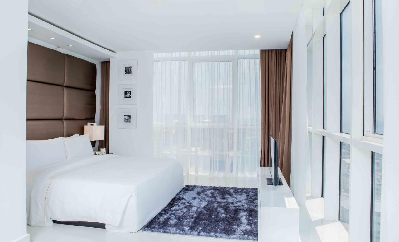Platinum One 5* Colombo