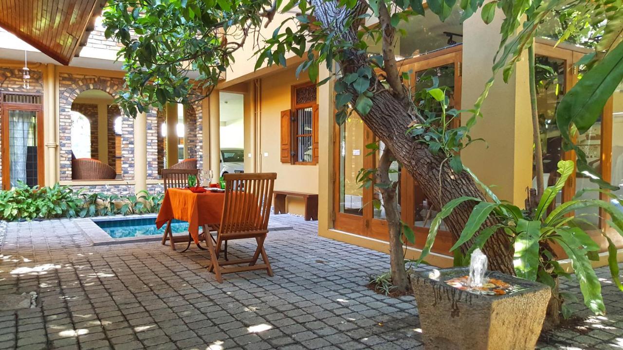 Urban Bliss Bed & Breakfast *