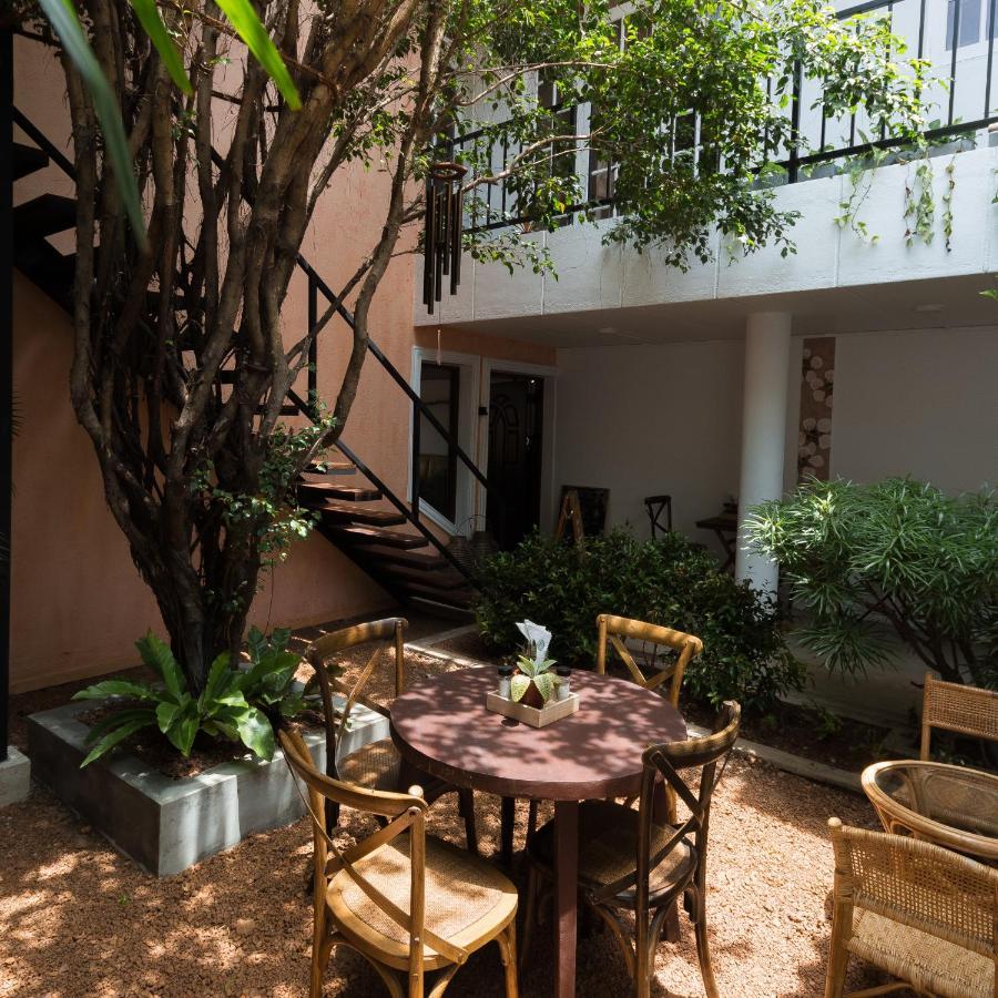 Srilax Bed & Breakfast
