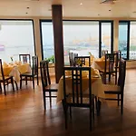 Grand Oriental Hotel