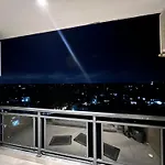 Fairway Velvet Vista 3 Bedroom Apartment With Pool And Gym