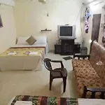 Manimalar Guest