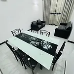 Ibc 28 Luxury Apartment