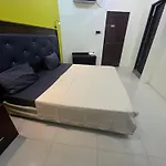 Metro City Hotel