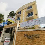 Oyo 126 Reliance Hotel