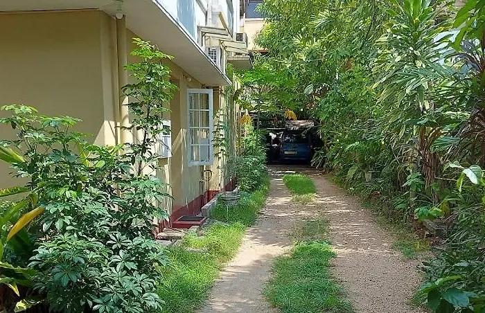 1 Bedroom Claessen Place Annex
