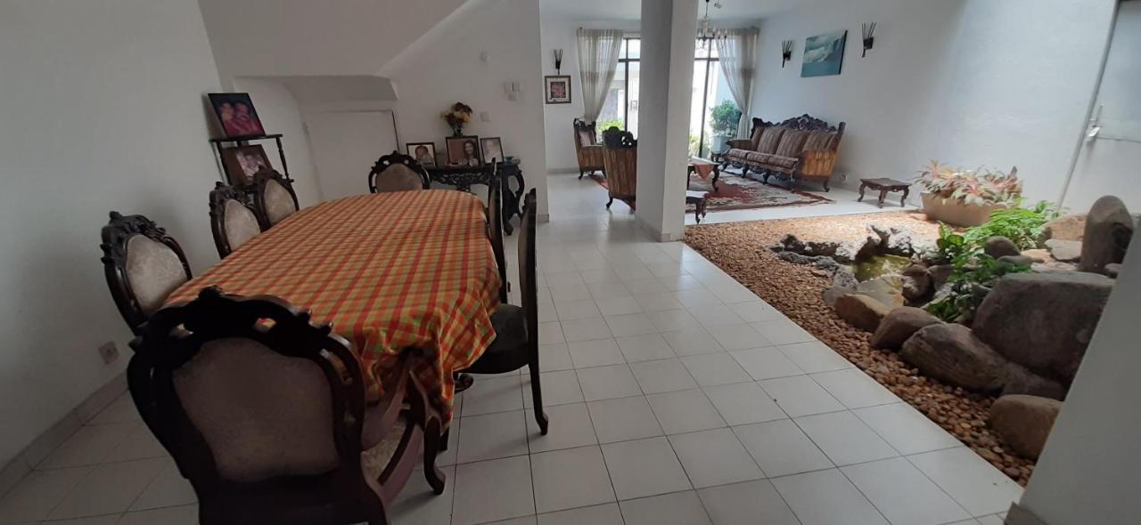 Casa de hóspedes Elegance Oasis, 3 Colombo