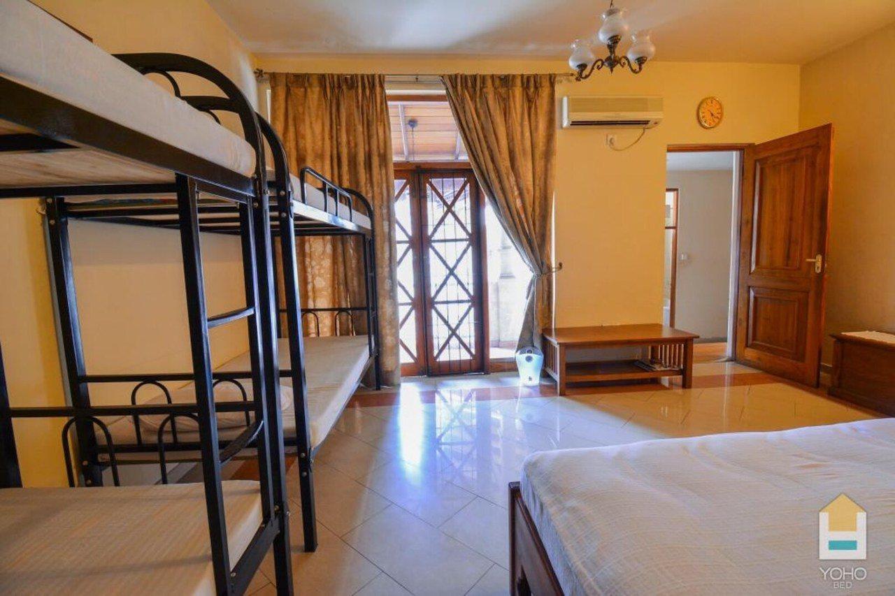 The Deane Bed & Breakfast 3*