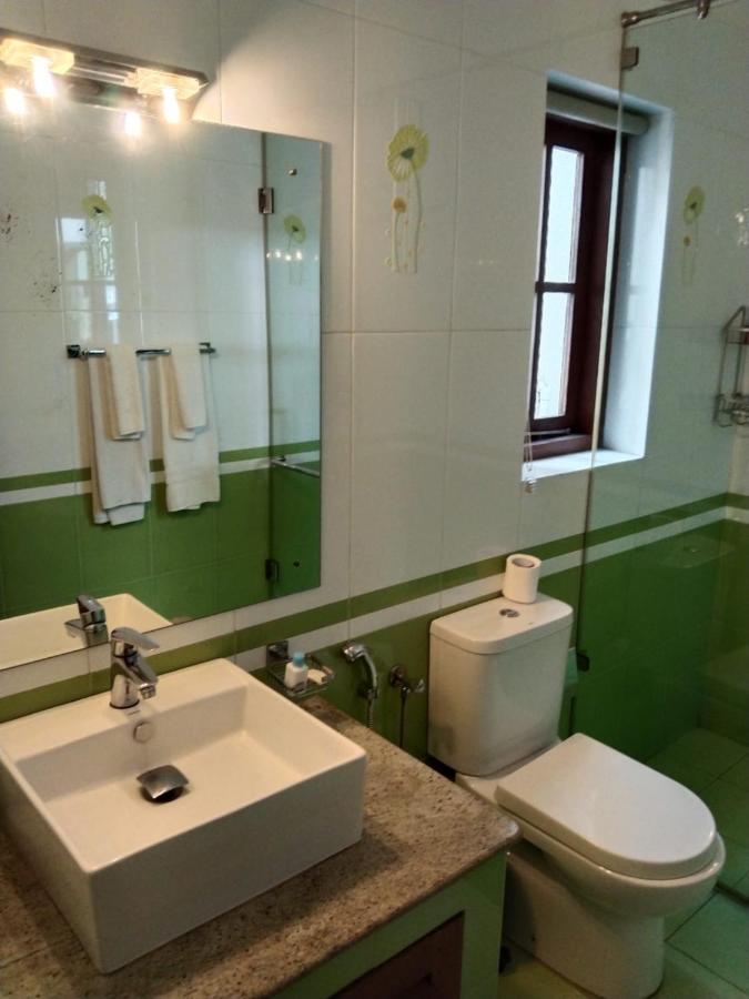 Ellen's Place 3*