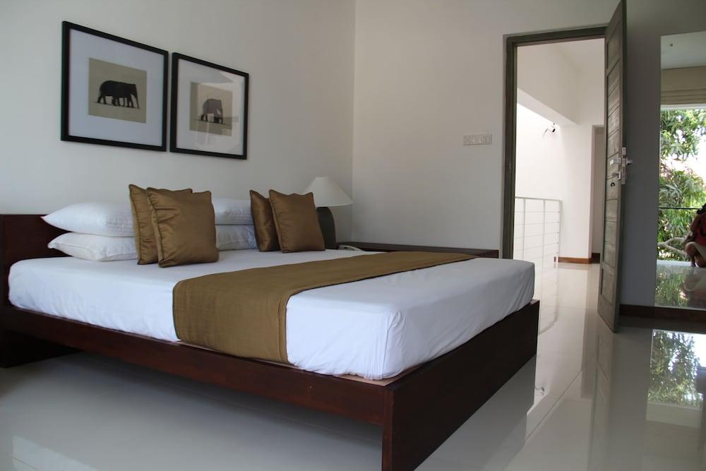Rockwell Hotel