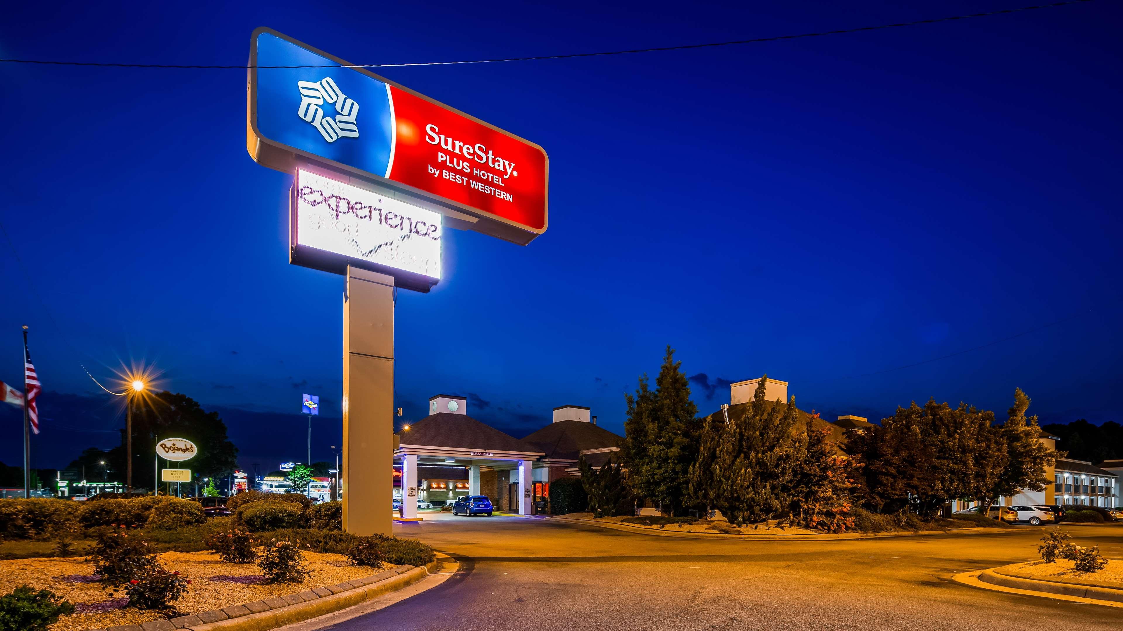 Hotel Western Elyon 4*