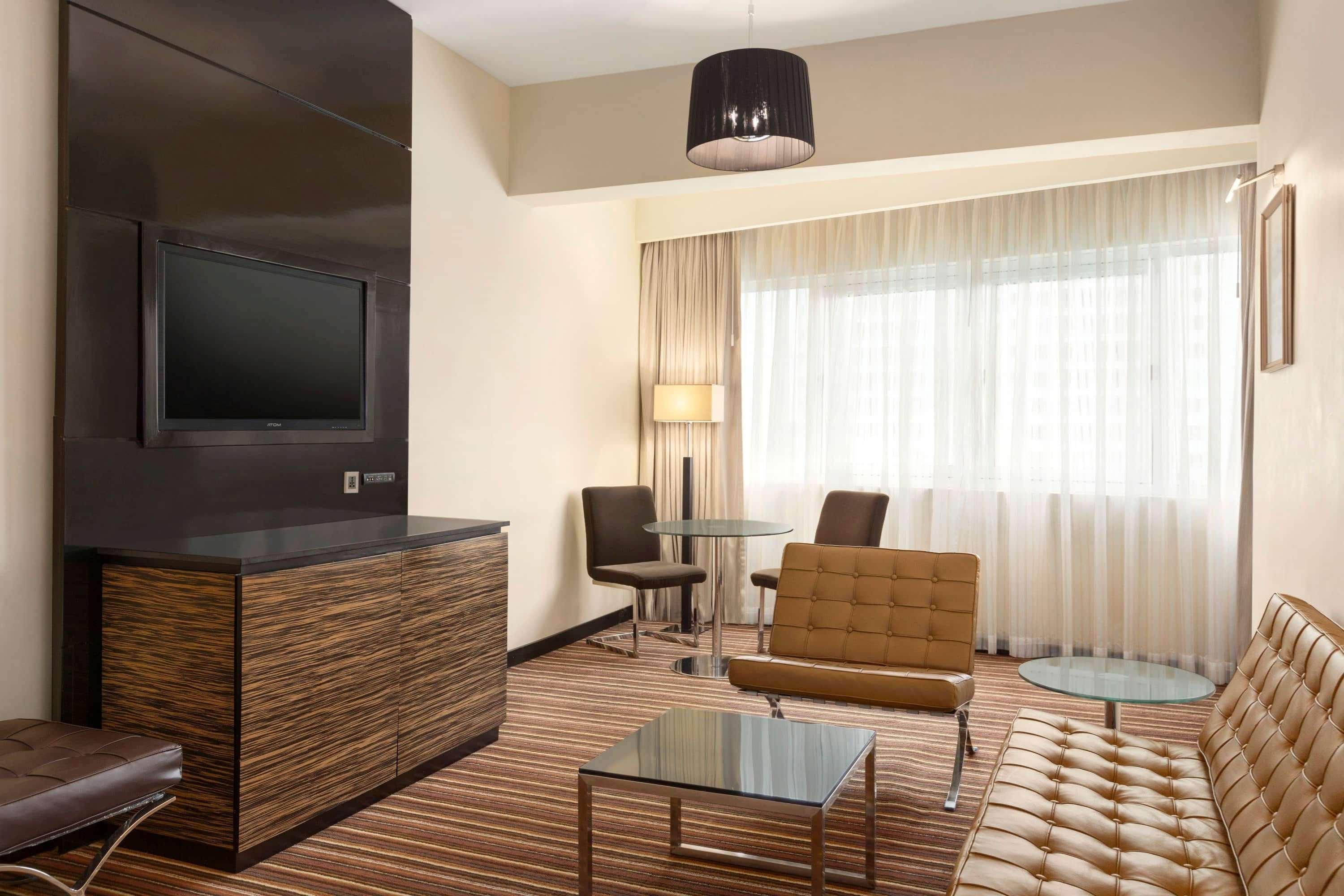 Ramada Hotel 5*