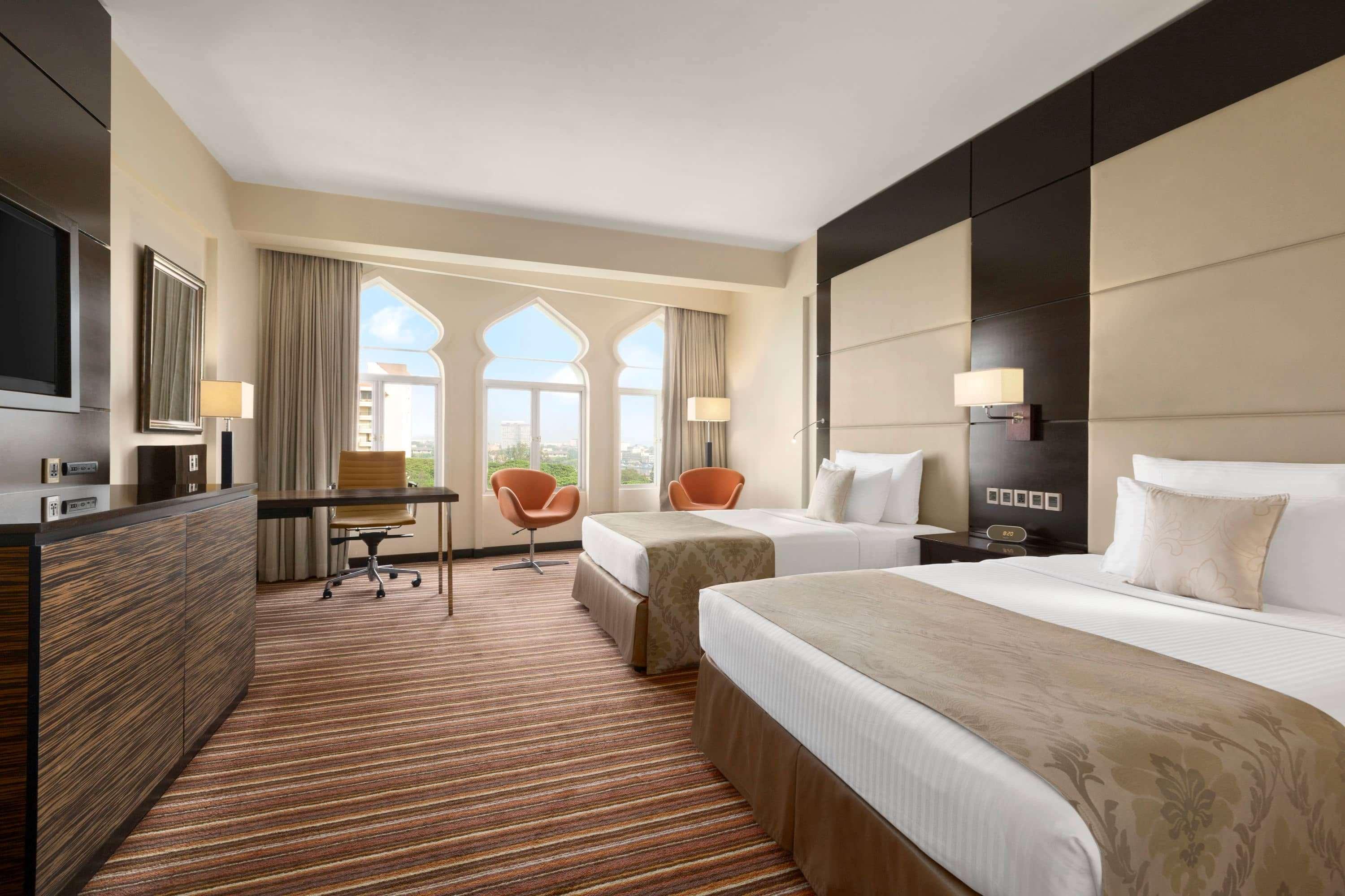 Hotel Ramada 5*